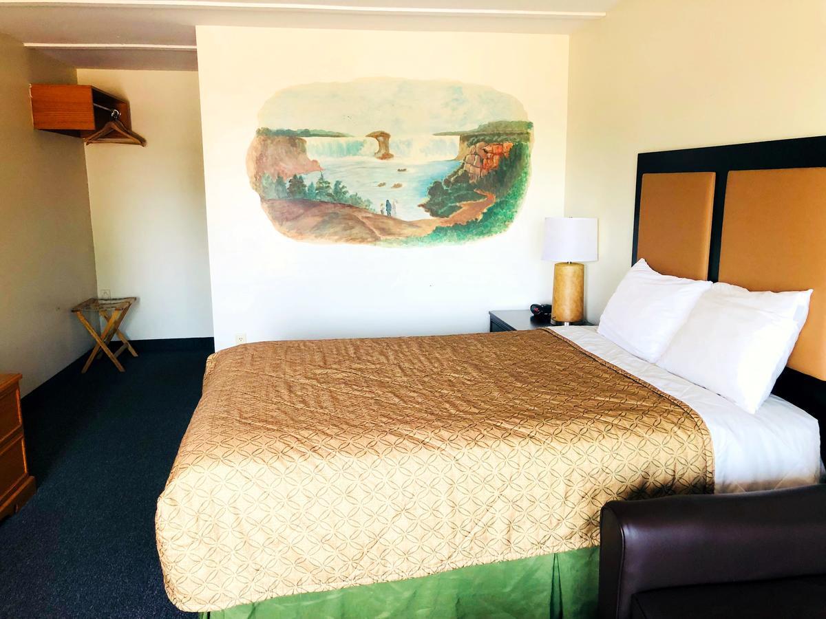 7 Days Inn Niagara Falls Niagara-vízesés Kültér fotó